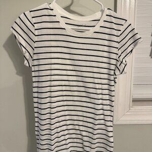 NWOT Ladies Soft Tee